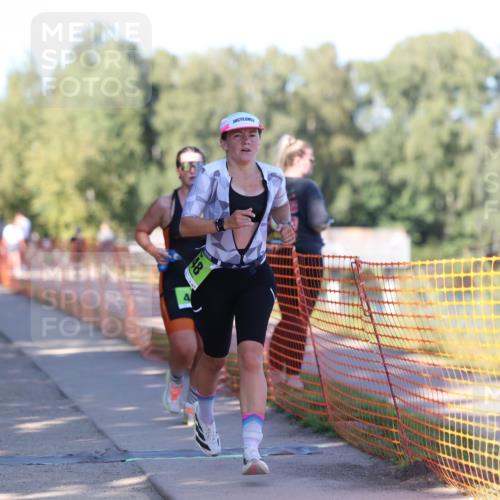 07.09.2025 - 19. Norderstedt Triathlon Michael Strokosch http://msf.ph/oto/8782809 07.09.2025 16:10:47 Laufen 448, 460, 490 meine-sportfotos.de