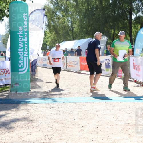 07.09.2025 - 19. Norderstedt Triathlon Zöllner http://msf.ph/oto/8782874 07.09.2025 14:36:04 Ziel 708 meine-sportfotos.de