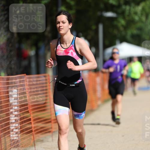 07.09.2025 - 19. Norderstedt Triathlon Michael Strokosch http://msf.ph/oto/8782881 07.09.2025 12:14:08 Laufen 704, 1246, 1334 meine-sportfotos.de