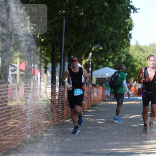 07.09.2025 - 19. Norderstedt Triathlon Michael Strokosch http://msf.ph/oto/8782884 07.09.2025 15:15:38 Laufen 400, 1471 meine-sportfotos.de