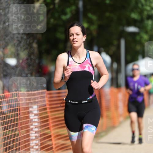 07.09.2025 - 19. Norderstedt Triathlon Michael Strokosch http://msf.ph/oto/8782888 07.09.2025 12:14:08 Laufen 704, 1246, 1334 meine-sportfotos.de
