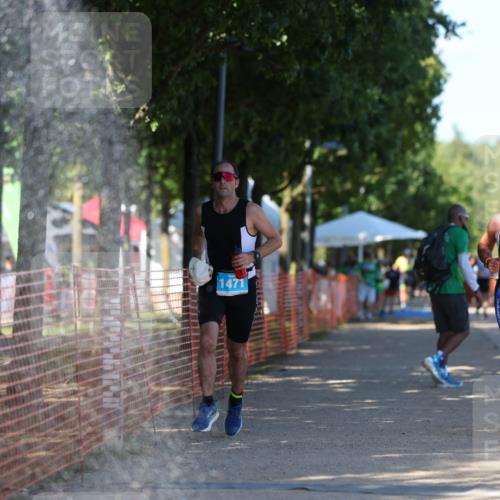07.09.2025 - 19. Norderstedt Triathlon Michael Strokosch http://msf.ph/oto/8782895 07.09.2025 15:15:38 Laufen 400, 1471 meine-sportfotos.de