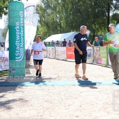 07.09.2025 - 19. Norderstedt Triathlon Zöllner http://msf.ph/oto/8782900 07.09.2025 14:36:05 Ziel 708 meine-sportfotos.de