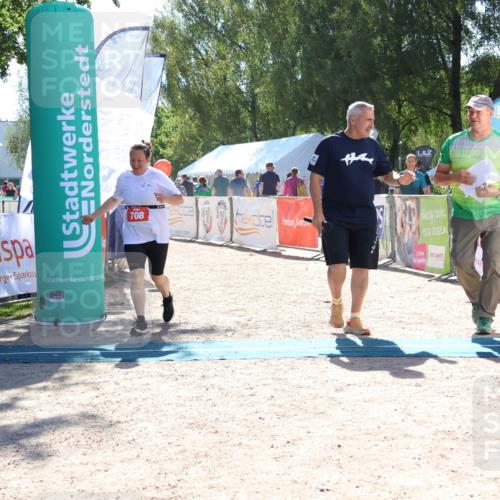 07.09.2025 - 19. Norderstedt Triathlon Zöllner http://msf.ph/oto/8782908 07.09.2025 14:36:05 Ziel 708 meine-sportfotos.de