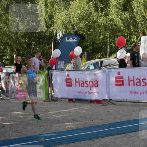 07.09.2025 - 19. Norderstedt Triathlon Zöllner http://msf.ph/oto/8782913 07.09.2025 11:15:41 Ziel 98 meine-sportfotos.de