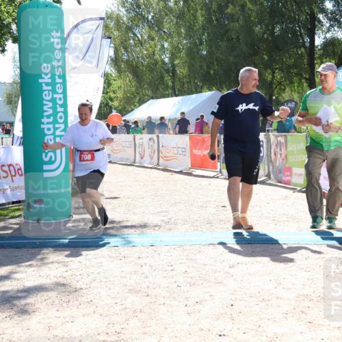 07.09.2025 - 19. Norderstedt Triathlon Zöllner http://msf.ph/oto/8782914 07.09.2025 14:36:05 Ziel 708 meine-sportfotos.de
