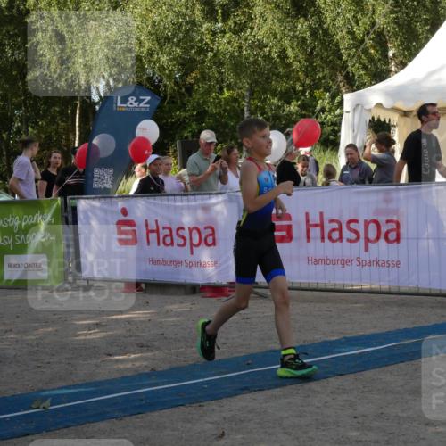 07.09.2025 - 19. Norderstedt Triathlon Zöllner http://msf.ph/oto/8782922 07.09.2025 11:15:42 Ziel 98 meine-sportfotos.de