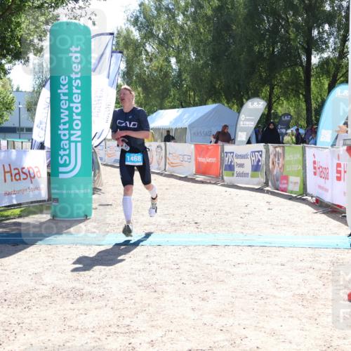 07.09.2025 - 19. Norderstedt Triathlon Zöllner http://msf.ph/oto/8782955 07.09.2025 15:02:08 Ziel 1468 meine-sportfotos.de