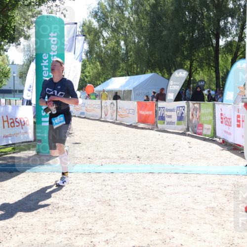 07.09.2025 - 19. Norderstedt Triathlon Zöllner http://msf.ph/oto/8782972 07.09.2025 15:02:08 Ziel 1468 meine-sportfotos.de