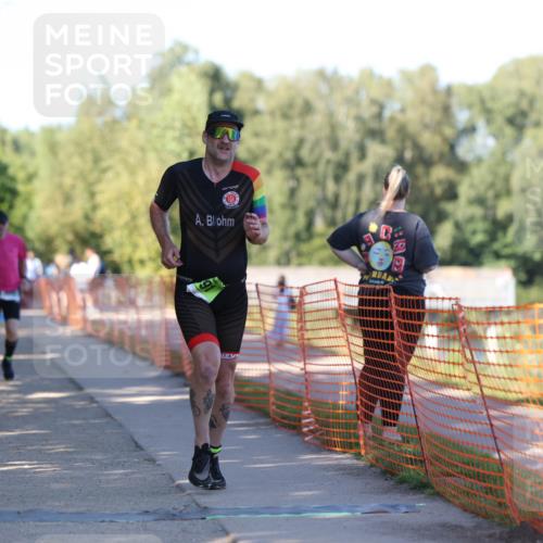 07.09.2025 - 19. Norderstedt Triathlon Michael Strokosch http://msf.ph/oto/8783007 07.09.2025 16:11:15 Laufen 491, 950, 1481 meine-sportfotos.de
