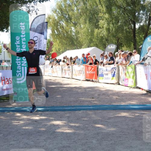 07.09.2025 - 19. Norderstedt Triathlon Zöllner http://msf.ph/oto/8783010 07.09.2025 13:02:54 Ziel 260 meine-sportfotos.de