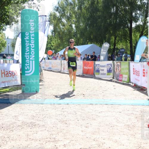 07.09.2025 - 19. Norderstedt Triathlon Zöllner http://msf.ph/oto/8783032 07.09.2025 15:02:51 Ziel 996 meine-sportfotos.de