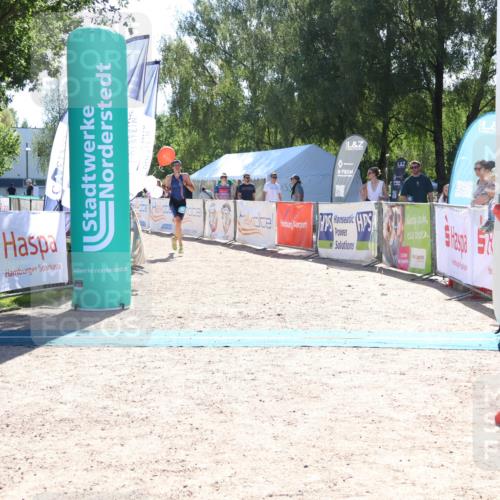 07.09.2025 - 19. Norderstedt Triathlon Zöllner http://msf.ph/oto/8783065 07.09.2025 15:05:15 Ziel 392 meine-sportfotos.de