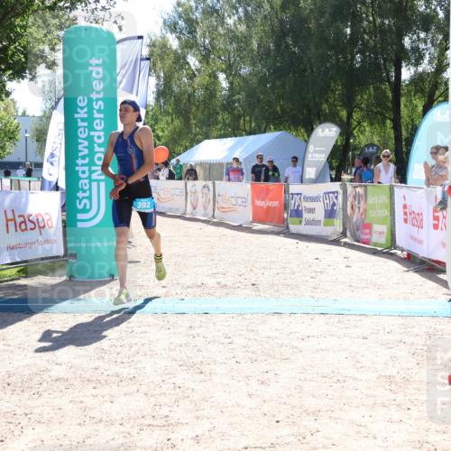 07.09.2025 - 19. Norderstedt Triathlon Zöllner http://msf.ph/oto/8783144 07.09.2025 15:05:18 Ziel 392 meine-sportfotos.de