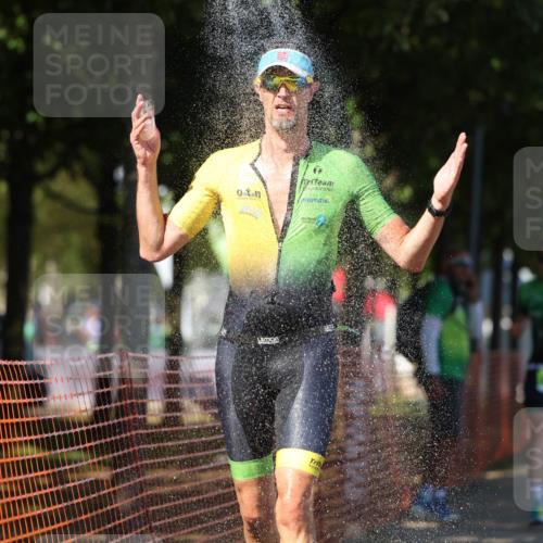 07.09.2025 - 19. Norderstedt Triathlon Michael Strokosch http://msf.ph/oto/8783155 07.09.2025 15:16:12 Laufen 911, 1032 meine-sportfotos.de