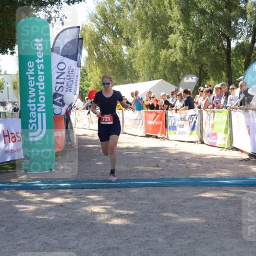 07.09.2025 - 19. Norderstedt Triathlon Zöllner http://msf.ph/oto/8783172 07.09.2025 13:03:47 Ziel 182, 233, 721, 1251 meine-sportfotos.de