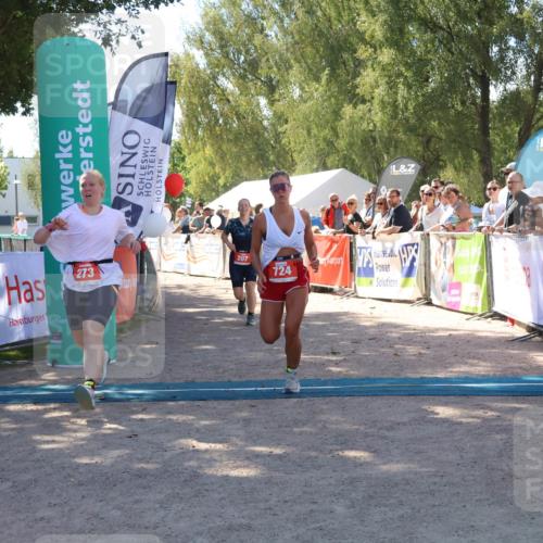 07.09.2025 - 19. Norderstedt Triathlon Zöllner http://msf.ph/oto/8783229 07.09.2025 13:03:54 Ziel 182, 207, 273, 724 meine-sportfotos.de