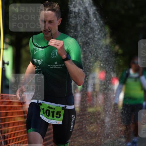 07.09.2025 - 19. Norderstedt Triathlon Michael Strokosch http://msf.ph/oto/8783235 07.09.2025 15:16:15 Laufen 911, 1032, 1502 meine-sportfotos.de