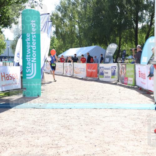 07.09.2025 - 19. Norderstedt Triathlon Zöllner http://msf.ph/oto/8783236 07.09.2025 15:08:37 Ziel 1042 meine-sportfotos.de
