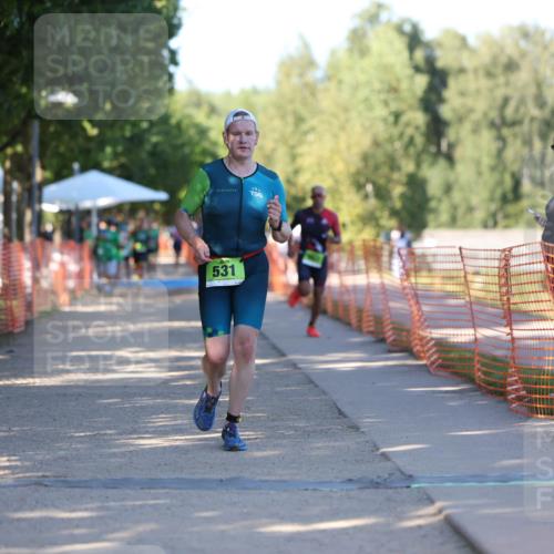 07.09.2025 - 19. Norderstedt Triathlon Michael Strokosch http://msf.ph/oto/8783237 07.09.2025 16:11:30 Laufen 531, 552 meine-sportfotos.de
