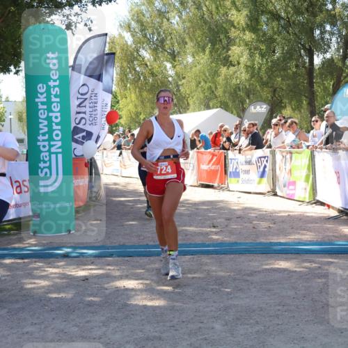 07.09.2025 - 19. Norderstedt Triathlon Zöllner http://msf.ph/oto/8783239 07.09.2025 13:03:54 Ziel 182, 207, 273, 724 meine-sportfotos.de