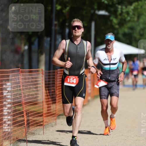 07.09.2025 - 19. Norderstedt Triathlon Michael Strokosch http://msf.ph/oto/8783240 07.09.2025 12:14:26 Laufen 138, 154, 170, 819 meine-sportfotos.de
