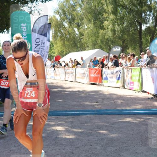 07.09.2025 - 19. Norderstedt Triathlon Zöllner http://msf.ph/oto/8783251 07.09.2025 13:03:57 Ziel 182, 207, 273, 724 meine-sportfotos.de
