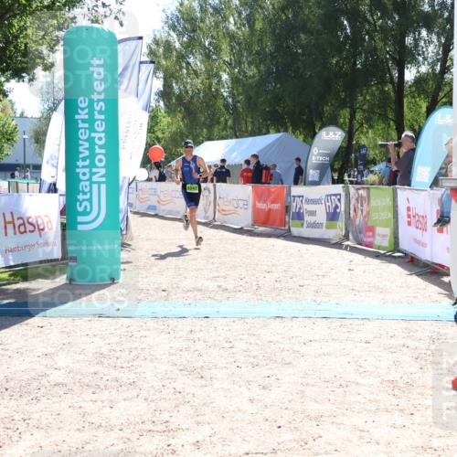 07.09.2025 - 19. Norderstedt Triathlon Zöllner http://msf.ph/oto/8783255 07.09.2025 15:08:37 Ziel 1042 meine-sportfotos.de