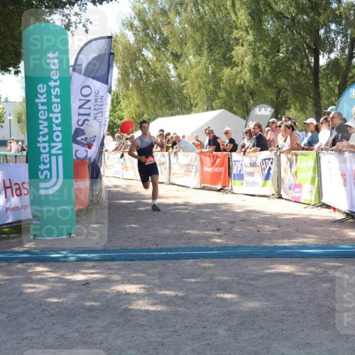 07.09.2025 - 19. Norderstedt Triathlon Zöllner http://msf.ph/oto/8783261 07.09.2025 13:04:08 Ziel 218 meine-sportfotos.de