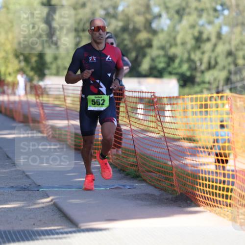 07.09.2025 - 19. Norderstedt Triathlon Michael Strokosch http://msf.ph/oto/8783267 07.09.2025 16:11:35 Laufen 531, 552 meine-sportfotos.de