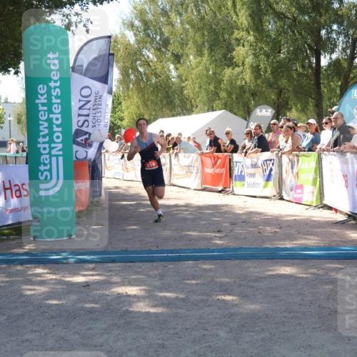 07.09.2025 - 19. Norderstedt Triathlon Zöllner http://msf.ph/oto/8783270 07.09.2025 13:04:09 Ziel 218 meine-sportfotos.de