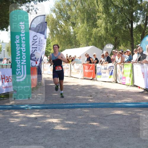 07.09.2025 - 19. Norderstedt Triathlon Zöllner http://msf.ph/oto/8783279 07.09.2025 13:04:09 Ziel 218 meine-sportfotos.de