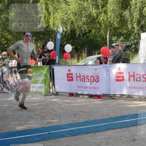 07.09.2025 - 19. Norderstedt Triathlon Zöllner http://msf.ph/oto/8783282 07.09.2025 11:52:49 Ziel 1188 meine-sportfotos.de