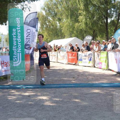 07.09.2025 - 19. Norderstedt Triathlon Zöllner http://msf.ph/oto/8783284 07.09.2025 13:04:09 Ziel 218 meine-sportfotos.de