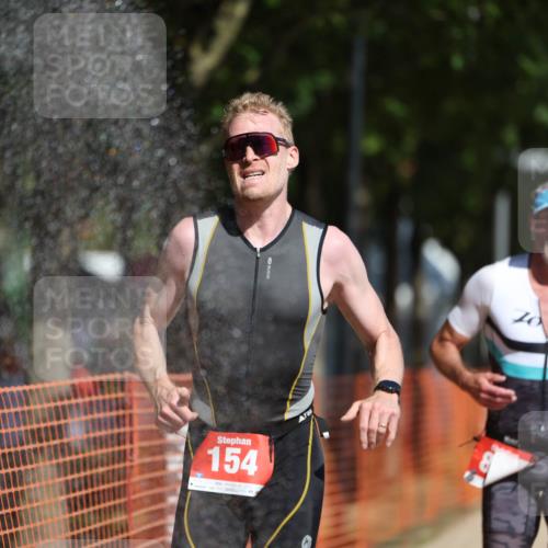 07.09.2025 - 19. Norderstedt Triathlon Michael Strokosch http://msf.ph/oto/8783287 07.09.2025 12:14:27 Laufen 138, 154, 170, 819 meine-sportfotos.de
