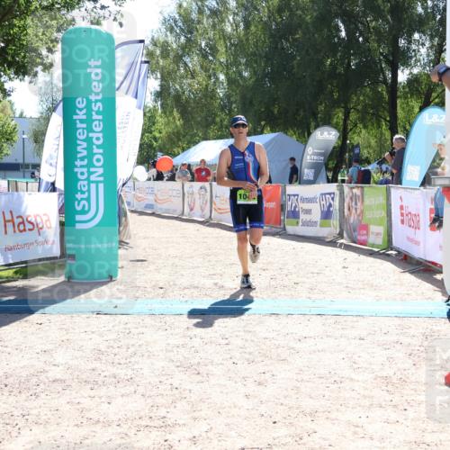 07.09.2025 - 19. Norderstedt Triathlon Zöllner http://msf.ph/oto/8783292 07.09.2025 15:08:39 Ziel 1042 meine-sportfotos.de
