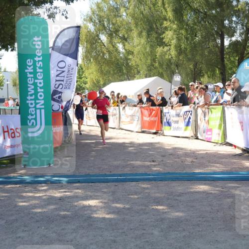 07.09.2025 - 19. Norderstedt Triathlon Zöllner http://msf.ph/oto/8783307 07.09.2025 13:04:29 Ziel 216, 1339 meine-sportfotos.de