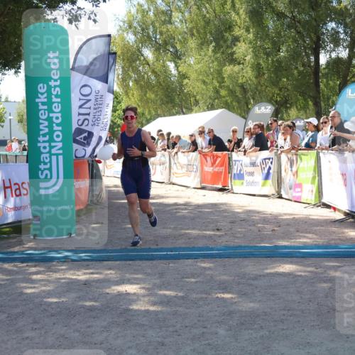 07.09.2025 - 19. Norderstedt Triathlon Zöllner http://msf.ph/oto/8783374 07.09.2025 13:04:33 Ziel 216, 1339 meine-sportfotos.de