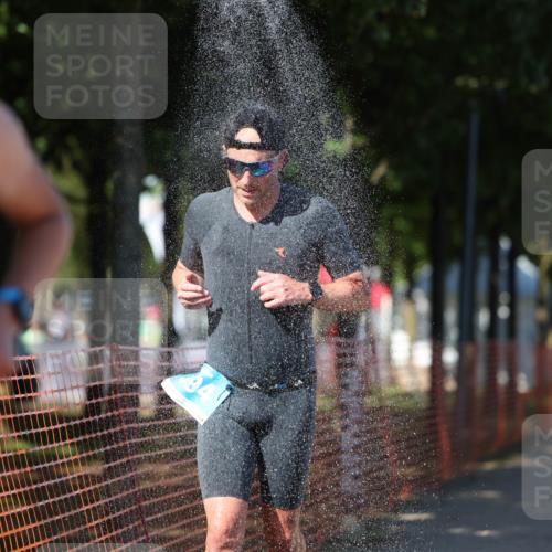07.09.2025 - 19. Norderstedt Triathlon Michael Strokosch http://msf.ph/oto/8783380 07.09.2025 15:16:38 Laufen 394, 993 meine-sportfotos.de