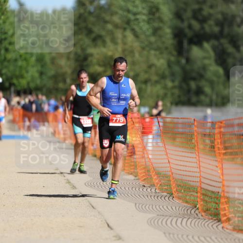 07.09.2025 - 19. Norderstedt Triathlon Michael Strokosch http://msf.ph/oto/8783396 07.09.2025 12:14:37 Laufen 775, 1332 meine-sportfotos.de