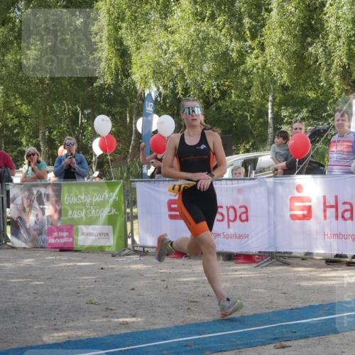 07.09.2025 - 19. Norderstedt Triathlon Zöllner http://msf.ph/oto/8783412 07.09.2025 11:54:27 Ziel 1168, 1196 meine-sportfotos.de