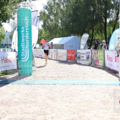 07.09.2025 - 19. Norderstedt Triathlon Zöllner http://msf.ph/oto/8783415 07.09.2025 15:11:56 Ziel 1421 meine-sportfotos.de