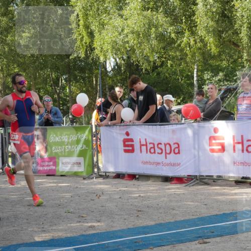 07.09.2025 - 19. Norderstedt Triathlon Zöllner http://msf.ph/oto/8783426 07.09.2025 11:54:58 Ziel 238 meine-sportfotos.de