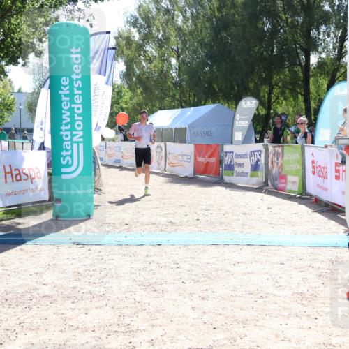 07.09.2025 - 19. Norderstedt Triathlon Zöllner http://msf.ph/oto/8783431 07.09.2025 15:11:56 Ziel 1421 meine-sportfotos.de