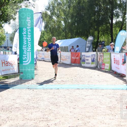 07.09.2025 - 19. Norderstedt Triathlon Zöllner http://msf.ph/oto/8783479 07.09.2025 15:13:07 Ziel 1467 meine-sportfotos.de