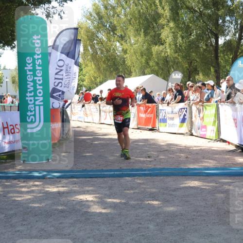 07.09.2025 - 19. Norderstedt Triathlon Zöllner http://msf.ph/oto/8783500 07.09.2025 13:05:01 Ziel 1307 meine-sportfotos.de