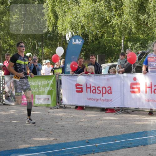 07.09.2025 - 19. Norderstedt Triathlon Zöllner http://msf.ph/oto/8783504 07.09.2025 11:56:49 Ziel 1175 meine-sportfotos.de