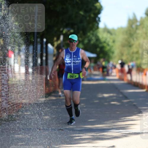 07.09.2025 - 19. Norderstedt Triathlon Michael Strokosch http://msf.ph/oto/8783519 07.09.2025 15:17:09 Laufen 395, 961, 967 meine-sportfotos.de