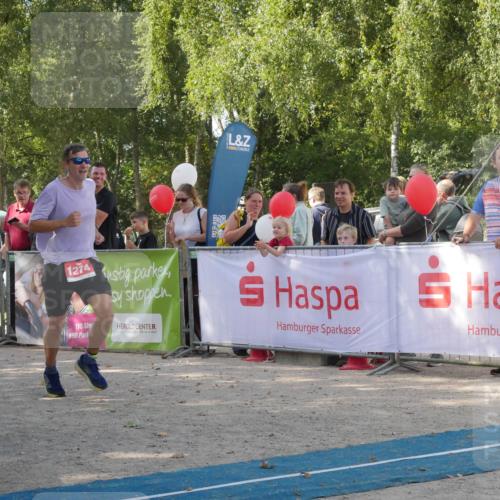 07.09.2025 - 19. Norderstedt Triathlon Zöllner http://msf.ph/oto/8783520 07.09.2025 11:57:13 Ziel 1274 meine-sportfotos.de