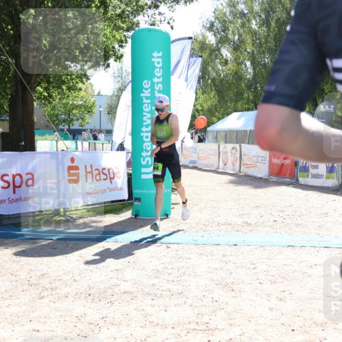07.09.2025 - 19. Norderstedt Triathlon Zöllner http://msf.ph/oto/8783546 07.09.2025 15:14:09 Ziel 994 meine-sportfotos.de